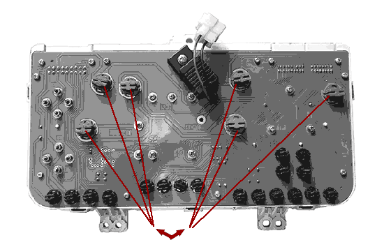 На схеме изображена лампочка в панель приборов JMC 1051, 12V5W (большая), 5225FC